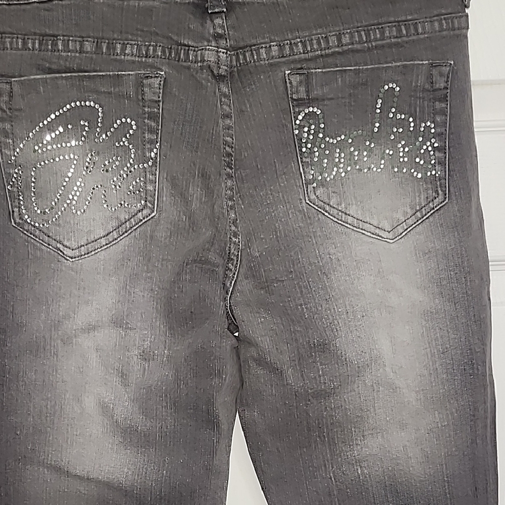 Akademiks Women’s Gray Skinny Jeans Size 32 – Rhinestone Back Pockets Pre-Owned - Picture 6 of 8